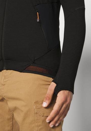 Спортивная куртка