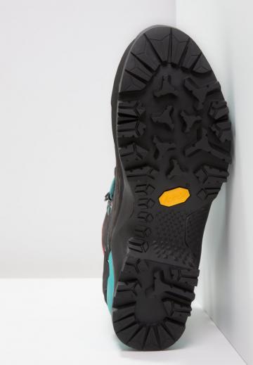 Походные сапоги