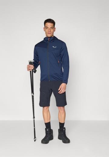 Спортивная кофта