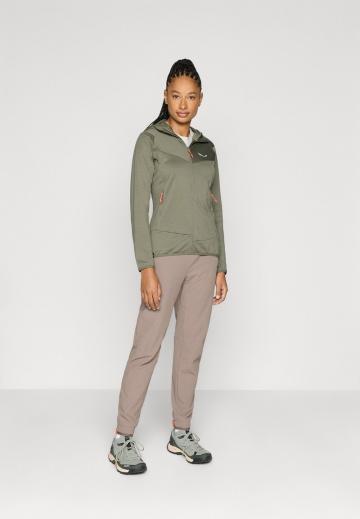 Спортивная толстовка