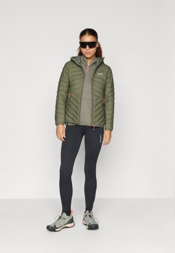 Спортивная куртка