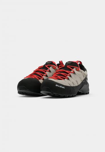 Походная обувь