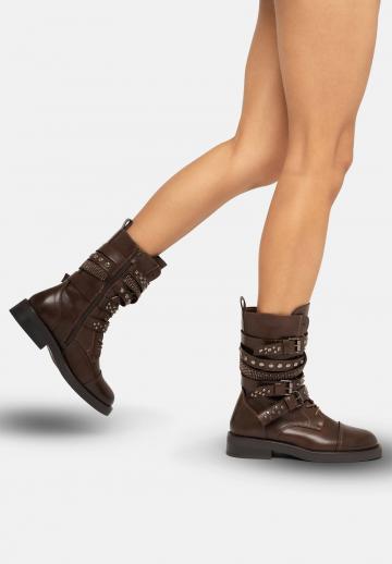 Сапоги на шнуровке