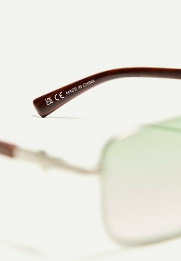 Солнечные очки