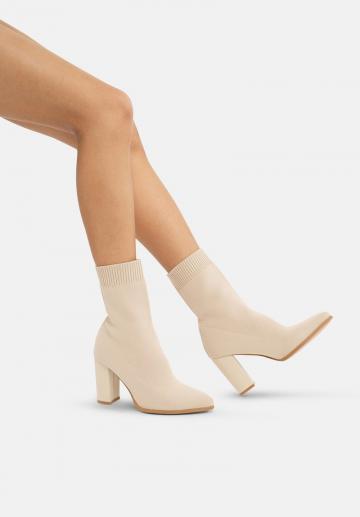 Высокие сапоги