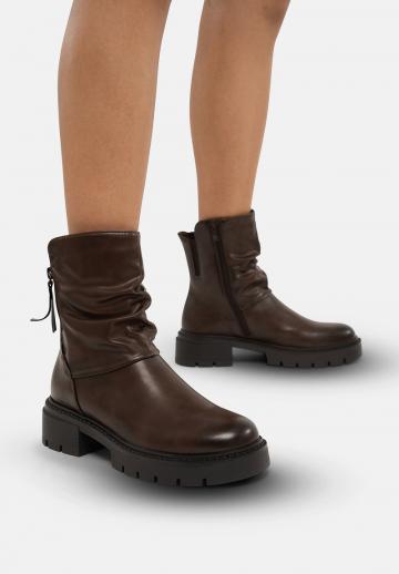 Полусапожки на платформе