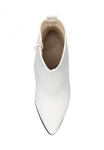 Полусапожки на высоком каблуке