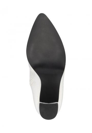 Полусапожки на высоком каблуке