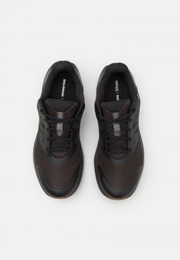 Походные ботинки