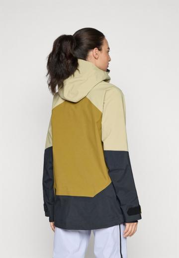 Спортивная куртка