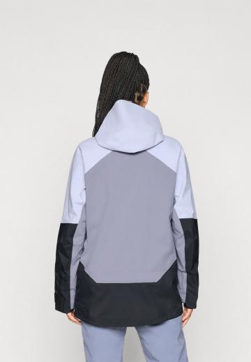 Спортивная куртка