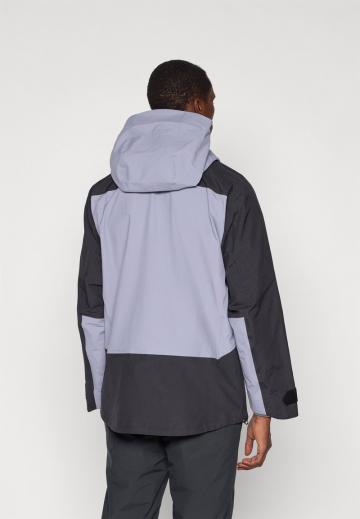 Сноубордическая куртка