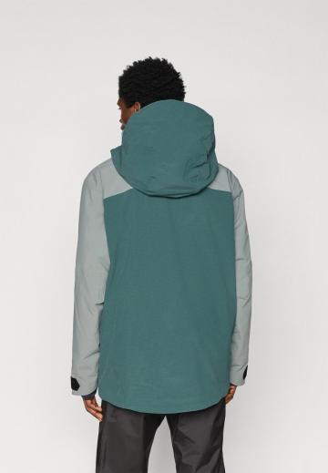 Сноубордическая куртка
