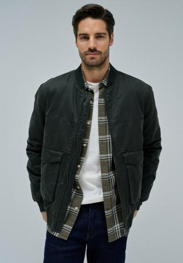 Куртка бомбер