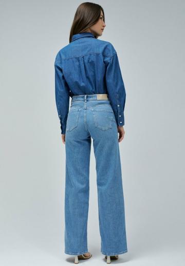 Свободные джинсы