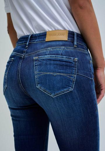 Клешеные брюки