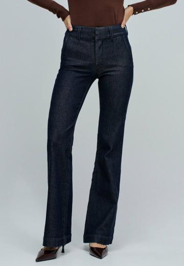 Клешеные брюки