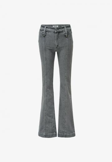 Клешеные брюки