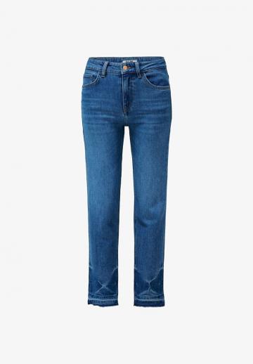 Короткие джинсы