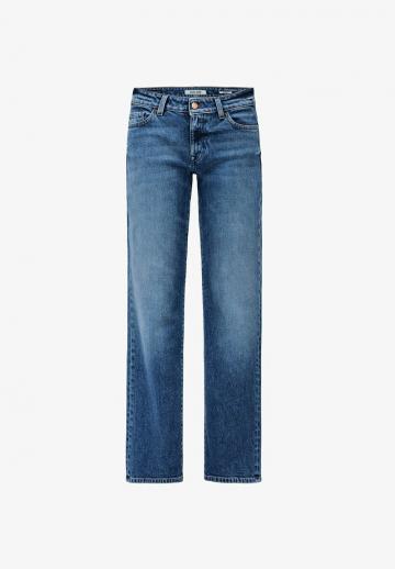 Прямые джинсы