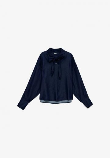 Джинсовая блузка