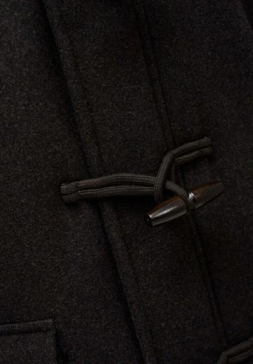 Короткое пальто