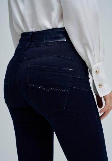 Клешеные брюки