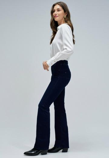 Клешеные брюки