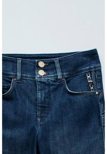 Клешеные брюки