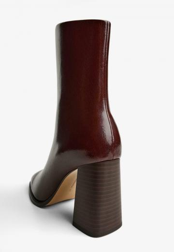 Полусапожки на высоком каблуке