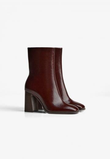 Полусапожки на высоком каблуке