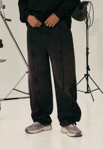 Прямые джинсы