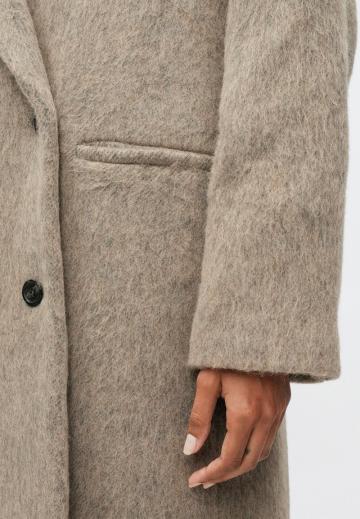 Шерстяное пальто