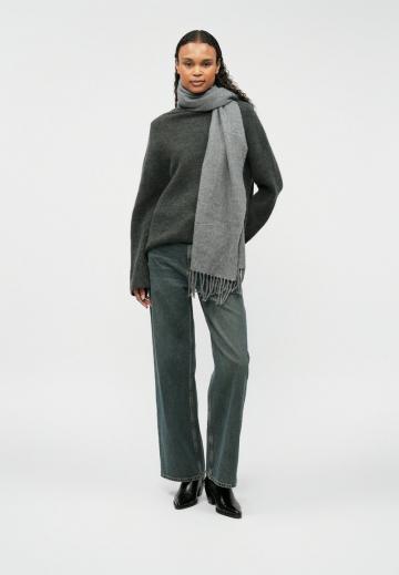 Длинный пуловер