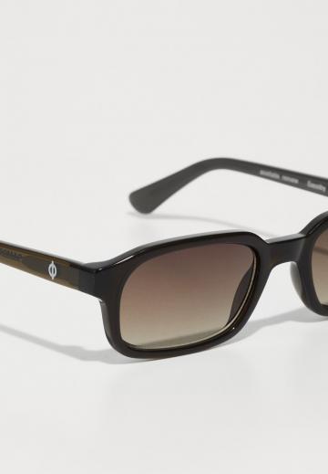 Солнечные очки