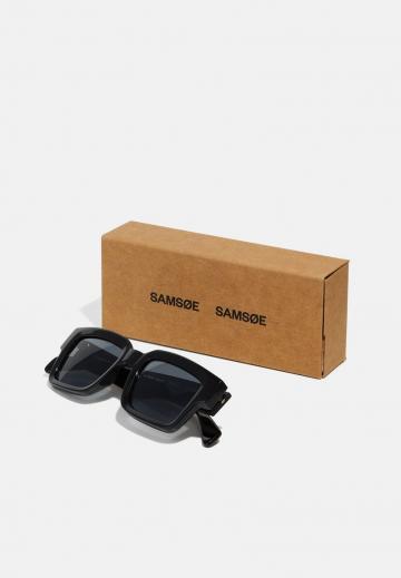 Солнечные очки