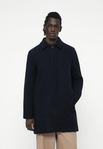 Короткое пальто