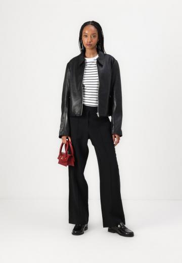 Кожаная куртка