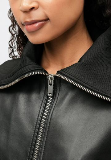 Кожаная куртка