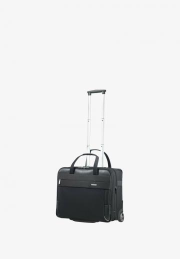 Чемодан на колесах