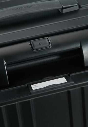 Чемодан на колесах