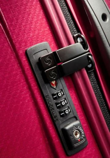 Чемодан на колесах