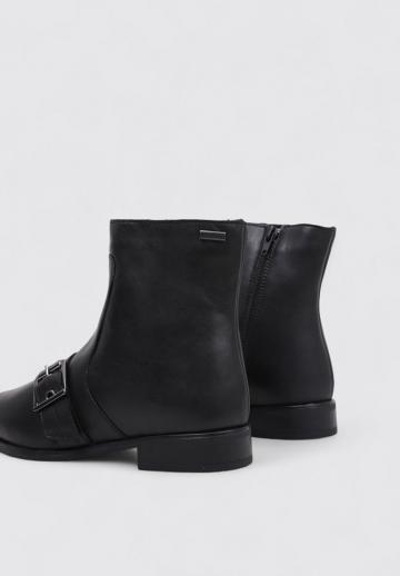 Ковбойские сапоги