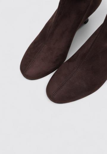 Гандбольные кроссовки