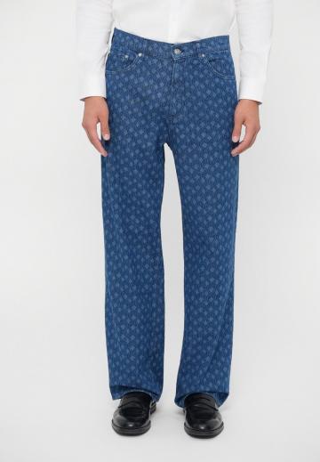 Прямые джинсы