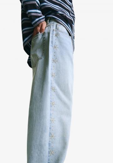 Свободные джинсы