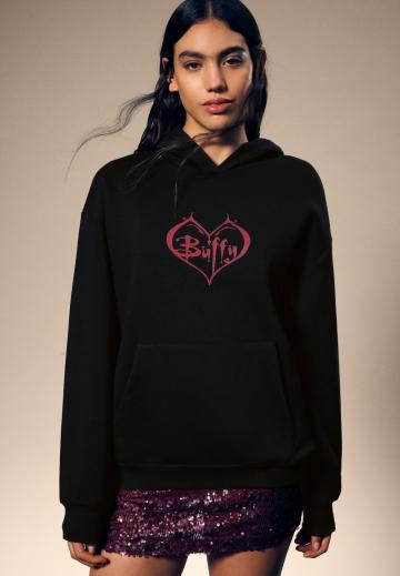 Пуловер с капюшоном