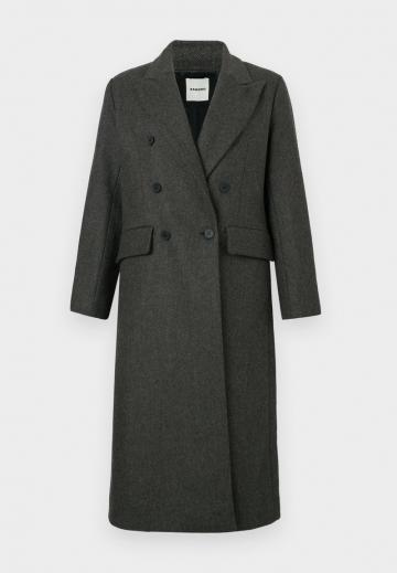 Шерстяное пальто