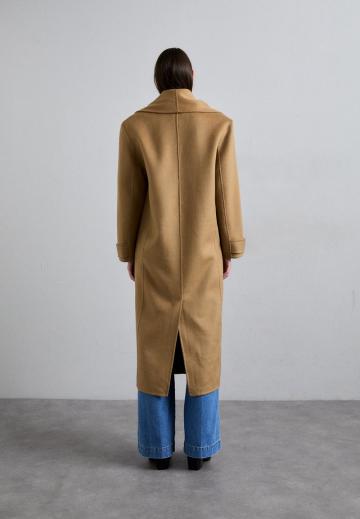 Шерстяное пальто