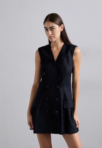 Короткое платье